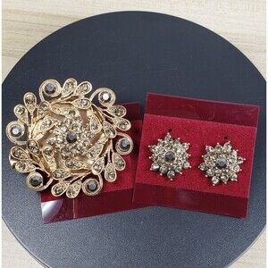 Vintage Gold Tone Smokey Rhinestone Brooch or Hair Clip with/Matching Earrings